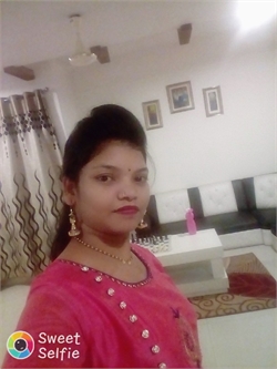 Kavita Ubale - Full time Cleaner and Cook and Baby Sitter in kalwa in Mumbai