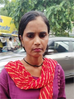 Kesar  Jha - Part time Cook in Anand Vihar in Delhi