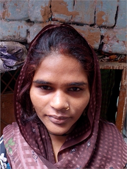 Khusboo - Part time Cleaner and Cook in Daya basti in Delhi
