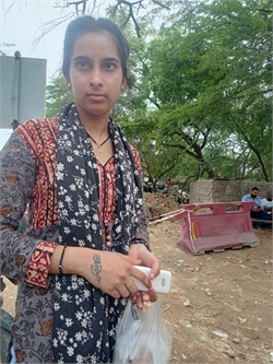 Khushbu Kumari - Part time Cleaner in Rangpuri Pahari in Delhi