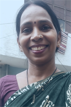 Kirshna Devi - Part time Cleaner and Cook in Anand Vihar in Delhi