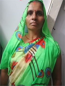Lalti devi - Part time Cleaner and Cook and Baby Sitter in Malad west in Mumbai