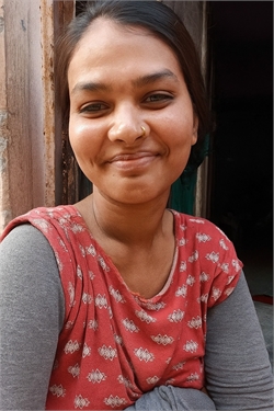 Lovely - Part time Baby Sitter in harsh vihar in Delhi