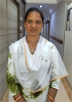 Madhuri Hasda - Full time Cleaner and Cook and Baby Sitter in Malad west in Mumbai