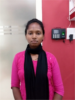 Magret Munda - Full time Cleaner in Malad West in Mumbai