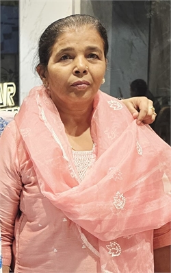 Malti Devi - Part time Cleaner and Baby Sitter in Sunlight Colony in Delhi