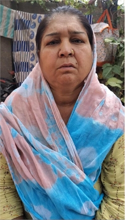 Manju - Part time Baby Sitter in Sultanpuri in Delhi