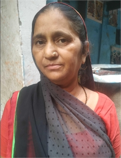 Maya - Part time Cleaner and Baby Sitter in Jahangirpuri in Delhi