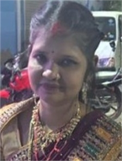 Meena - Part time Cook and Baby Sitter in Laxmi nagar in Delhi