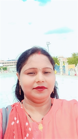 Meena Devi - Part time Cleaner and Cook in Sarojini Nagar in Delhi