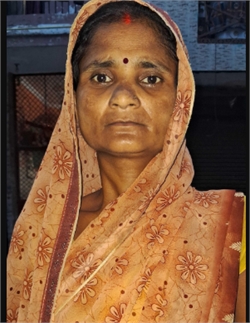 Meena Devi - Part time Cleaner and Cook in Ganesh Nagar in Delhi