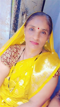 Meena Dharbarsingh Rajput - Part time Cleaner and Baby Sitter in Napeansea road in Mumbai