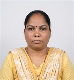 Meena Kumari - Part time Cleaner and Cook in Laxmi Nagar in Delhi
