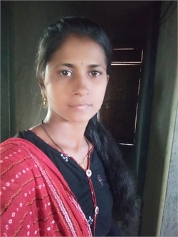 Meena Pandrag - Part time Cleaner and Baby Sitter in Andheri West in Mumbai