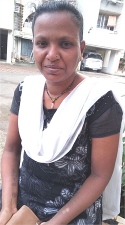 Meena Subhash Pujari - Part time Cleaner and Cook and Baby Sitter in Koparkhairane in Navi Mumbai