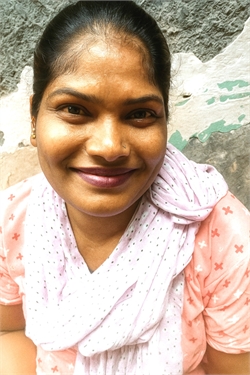 Meenu - Part time Cleaner and Cook and Baby Sitter in Dilshad Garden in Delhi