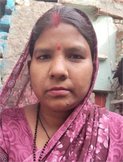 Meera - Part time Cleaner and Cook in Jahangirpuri in Delhi