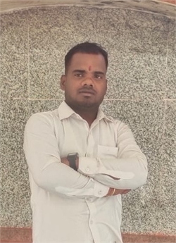 Mithilesh Kumar - Full time Cleaner in Madhubani in Mumbai