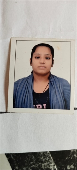 Muskan Khan - Part time Baby Sitter in Park Circus Railway Station in Kolkata