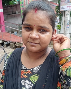 Naina - Part time Cleaner and Baby Sitter in Dakshinpuri in Delhi