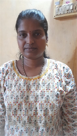 namita khade - Part time Cleaner and Cook and Baby Sitter in santacrz east in Mumbai