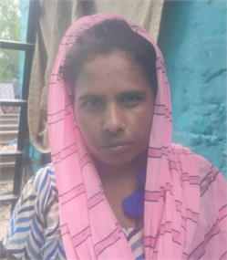 Nanki Devi - Part time Cleaner and Cook in Ashok Vihar in Delhi