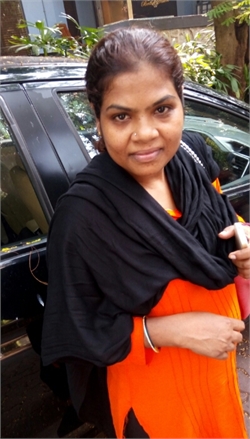 Nazama Khan - Full time Cleaner and Cook and Baby Sitter in Malad West in Mumbai