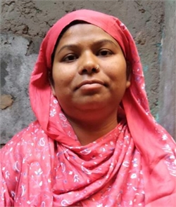 Nazima - Part time Cleaner and Baby Sitter in Jahangirpuri in Delhi