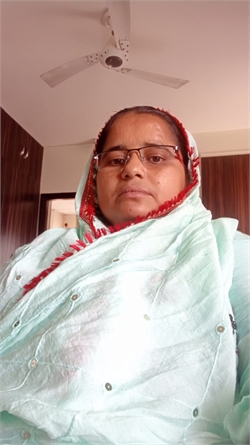 Nazma - Part time Baby Sitter in Chhajarsi Colony in Noida