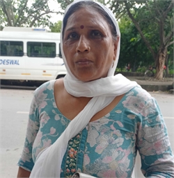 Neelam - Part time Cleaner and Cook in Mehrauli in Delhi