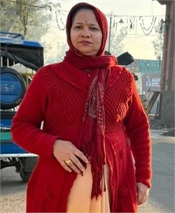 Neelam Kushwaha - Part time Baby Sitter in Shahdara in Delhi