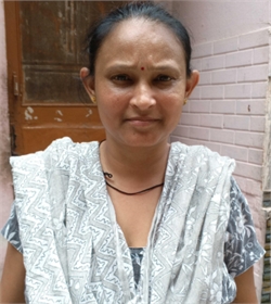 Neeru Devi - Part time Cleaner and Cook in Uttam Nagar in Delhi