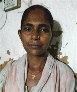 Neetu Yadav - Part time Cleaner and Baby Sitter in Goyla Dairy in Delhi