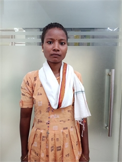 Nirmala Dungdung - Full time Cleaner in Malad West in Mumbai