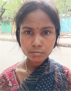 Nisha - Part time Cleaner and Cook in Vivekanand Camp in Delhi