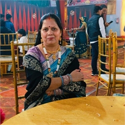 Padma Devi - Part time Cook and Baby Sitter in Mangolpuri in Delhi