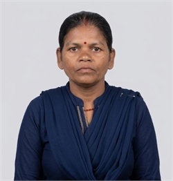 Parvati Devi - Part time Cleaner and Baby Sitter in Jharsa Village in Gurgaon