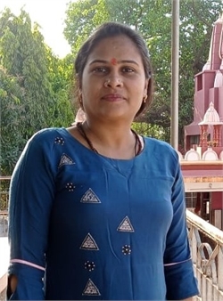 Patel Dexa Dhirubhai - Full time Baby Sitter in Surat in Surat