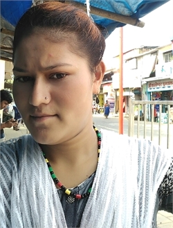 Pavitra Singh - Part time Cleaner and Cook and Patient Care and Elderly Care and Baby Sitter in Malad West in Mumbai