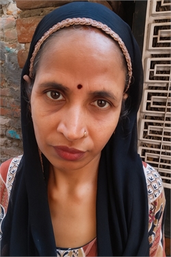 Pinki - Part time Cleaner and Cook in vinod nagar in Delhi