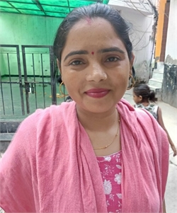 Pinki - Part time Baby Sitter in Kondli in Delhi