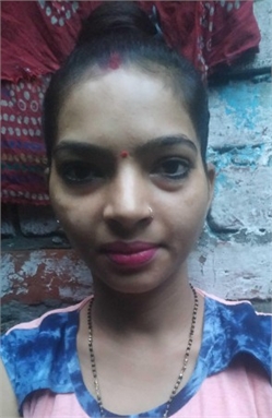Pinki - Part time Baby Sitter in Jahangirpuri in Delhi