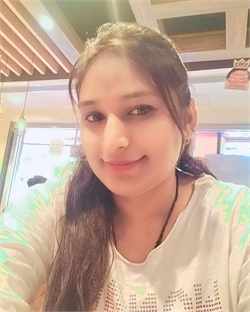Pinky - Part time Cook and Baby Sitter in Pitampura in Delhi