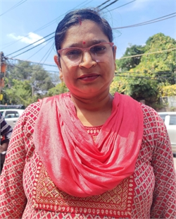 Pooja - Part time Baby Sitter in Karkardooma Village in Delhi