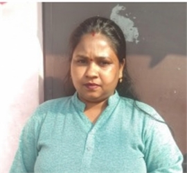 Pooja - Part time Cook and Baby Sitter in JJ Colony in New Delhi