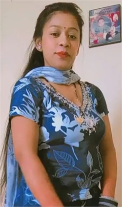 Pooja - Part time Cleaner and Cook and Baby Sitter in Mori Gate in Delhi