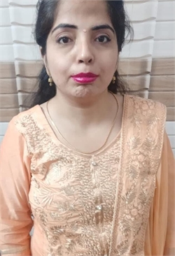 Pooja Anand - Part time Baby Sitter in Sector 23 in Faridabad