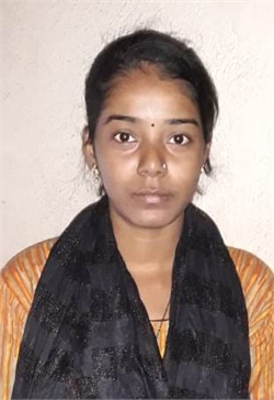 Pooja Kharva - Part time Cleaner and Cook and Baby Sitter in walkeshwar in Mumbai