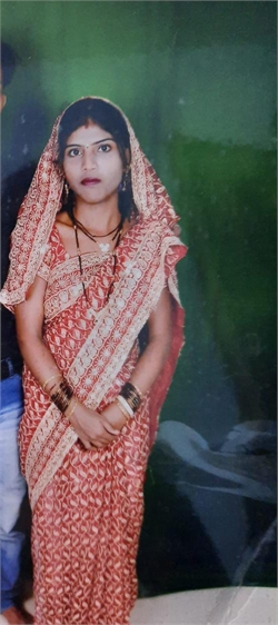Pooja Singh - Part time Cleaner and Cook in ghatkopr east in Mumbai