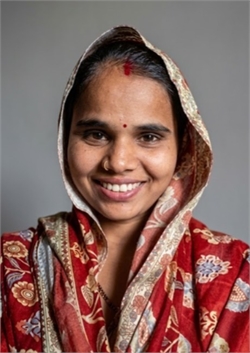 Poonam - Part time Cleaner and Cook in East of Kailash in Delhi